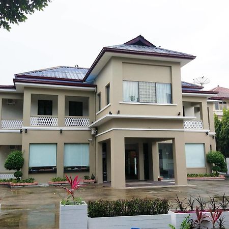 Ruby Garden Hotel Yangon Dış mekan fotoğraf