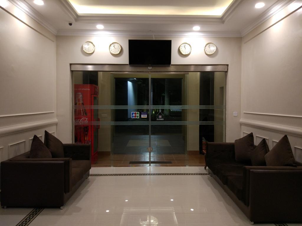 Ruby Garden Hotel Yangon Dış mekan fotoğraf