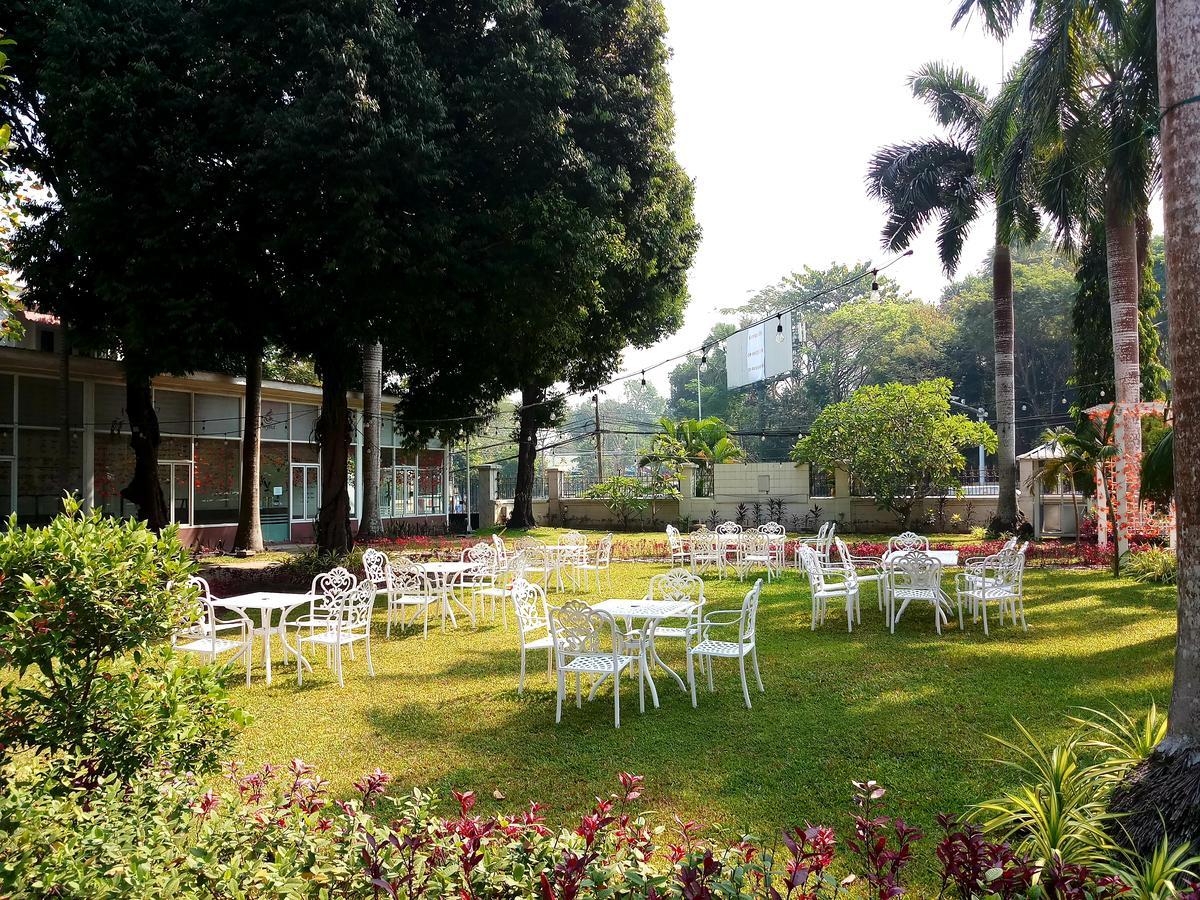 Ruby Garden Hotel Yangon Dış mekan fotoğraf