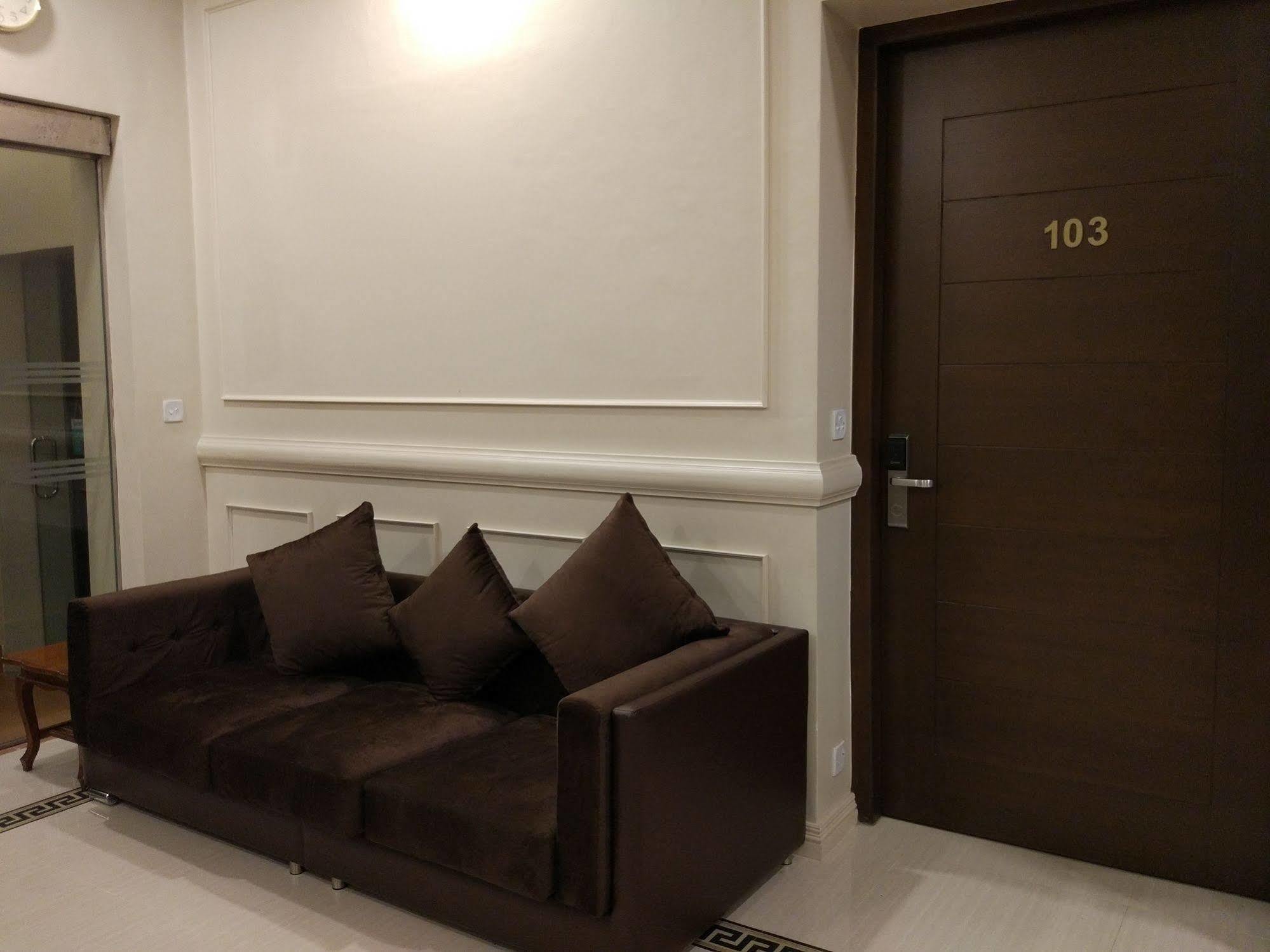 Ruby Garden Hotel Yangon Dış mekan fotoğraf