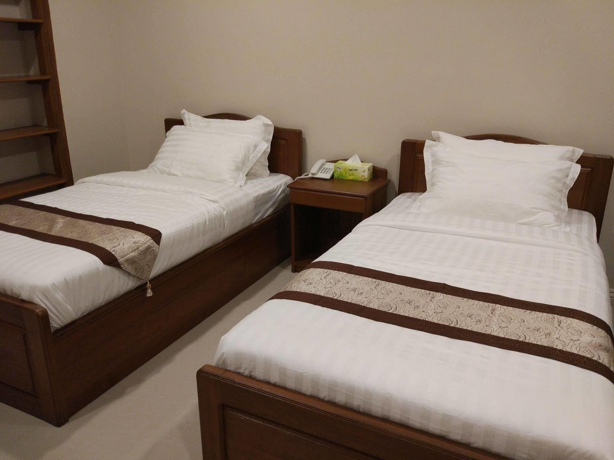 Ruby Garden Hotel Yangon Dış mekan fotoğraf
